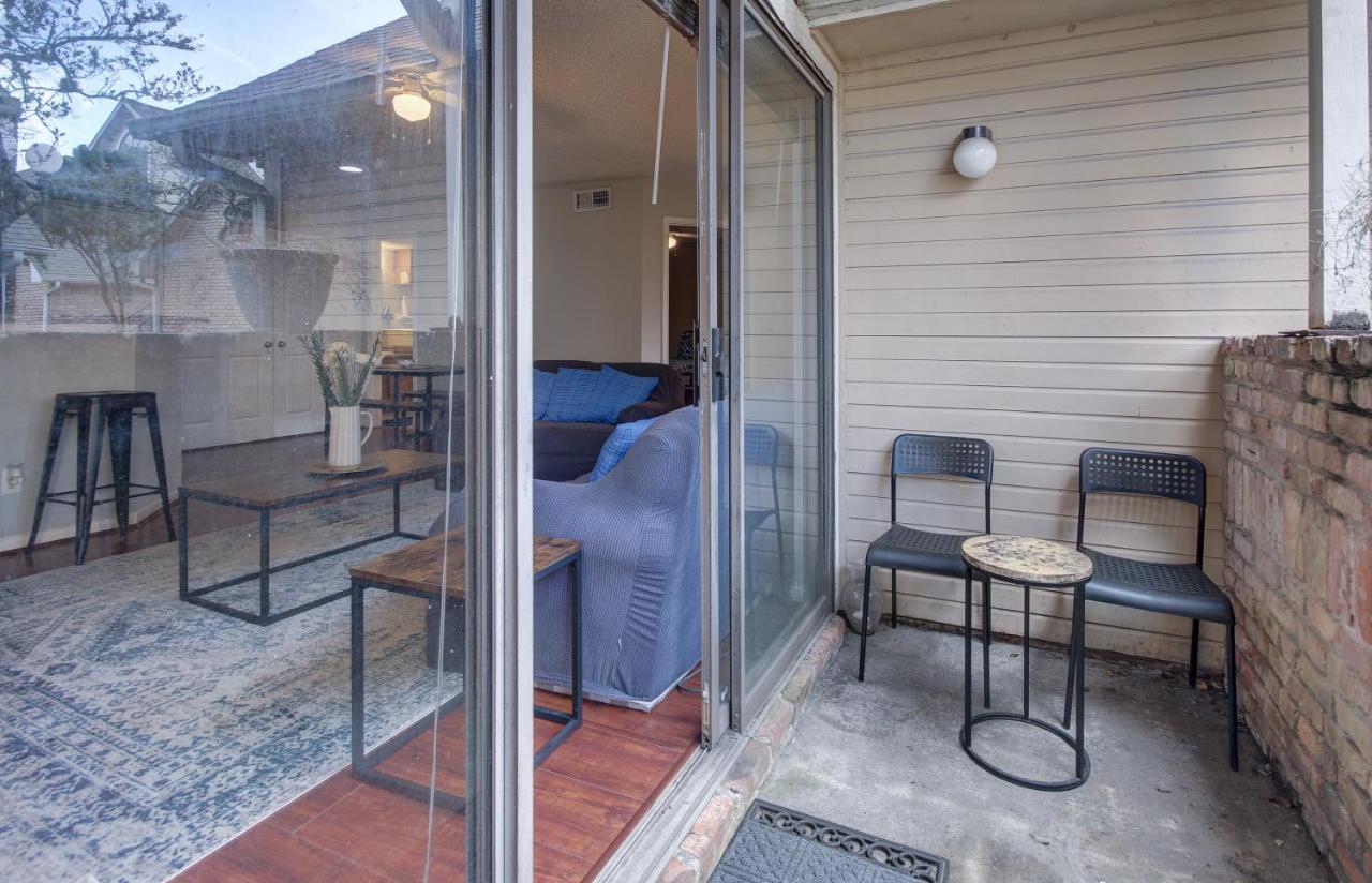 Lovely 2 Bedroom, 1 Bath Condo With Pools And Gym. 休斯敦 外观 照片